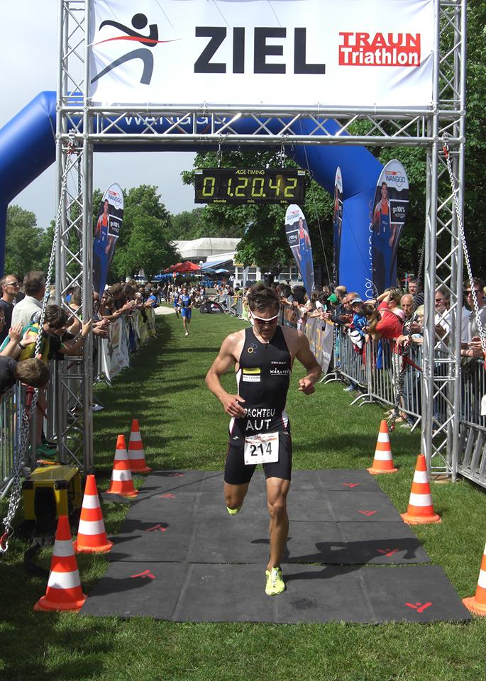 482580_424282537670556_531034675_n